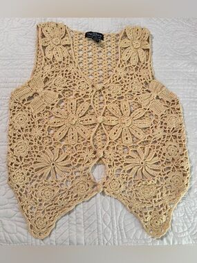 Vintage Light Yellow Boho Crocheted Button Down Vest OSFM Hand Knit